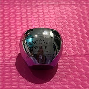 $16 Lancôme Renergie 15 Mls